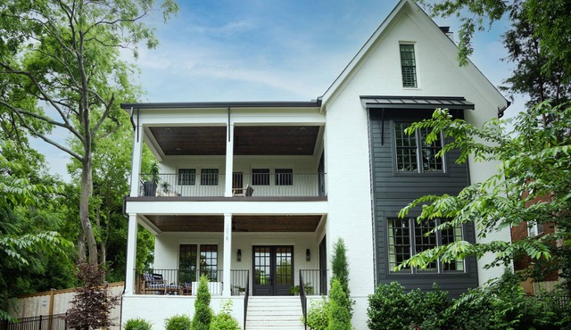 Above Nashville 12 South | Pool&Spa | 12 Beds| Large Groups I Luxury Services