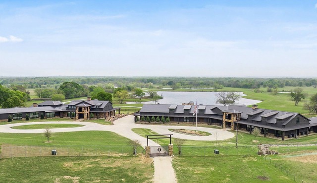 Above Seven Points Ranch | Two Wings | Bowling | Pool | Lake | 1000 Acres