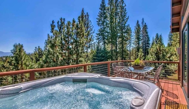 Above the Pines By Tahoe Getaways - Hot Tub, Pet Friendly, Amazing Views