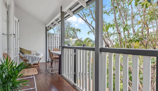 Abracadabra! ~ 1Bed/1Bath/Balconies ~ New Farm