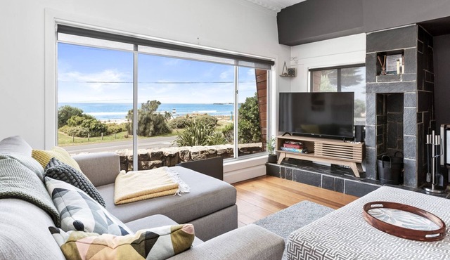 Absolute Beachfront Views Apollo Bay