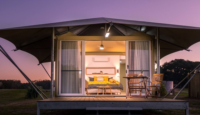 Absolute Beachfront Glamping Tent