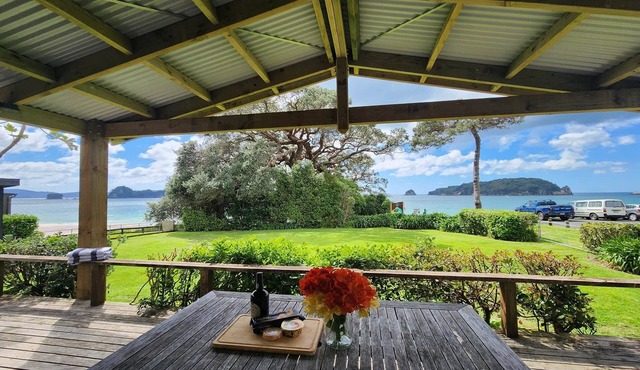 Absolute Beachfront Bach