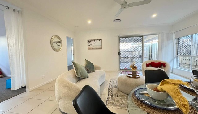 Absolute Familial Paradise - Greenbank