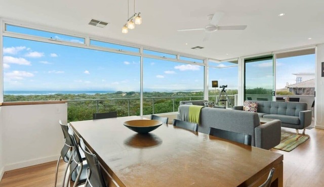 Absolute Luxury Beachfront - Middleton