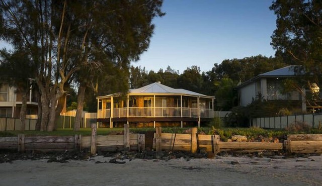 Absolute Waterfront - Blue Bundaleer