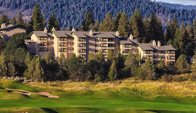 Absolutely gorgeous resort & condos !