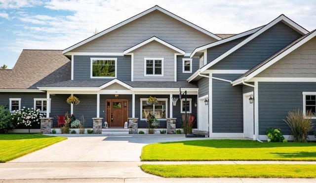 Absolutely Stunning Home | 5 Bed, 3.5 Bath