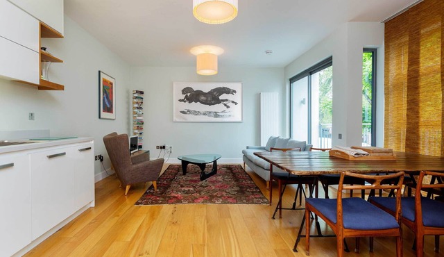 Abstract Perspective, by Veeve