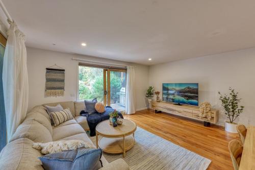 Acacia Rise - The Ultimate Peninsula Getaway