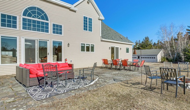 Acadia Adventure Base: 4,500-Sq-Ft Group Getaway