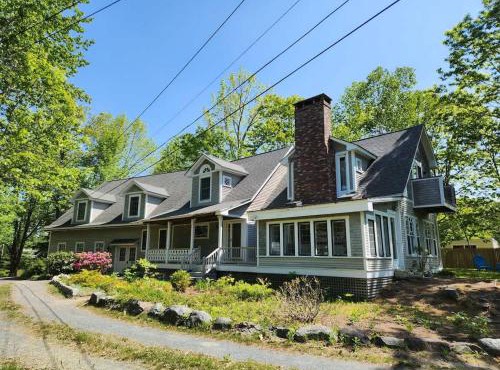 Acadia Lobsterman's Coastal Farmhouse