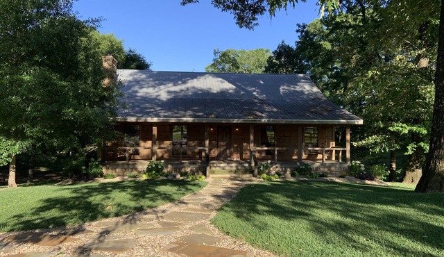 Acadian Farms Southern Farmhouse Cabin