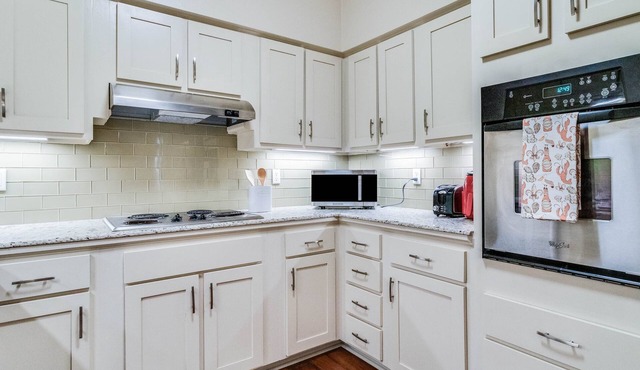 Acadiana Charm - A Cozy Retreat in the Heart of Tradition