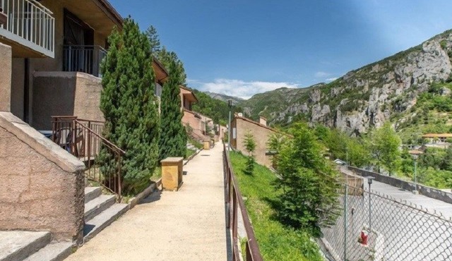 Accès Salle d'Activités, Appart proche de Valberg