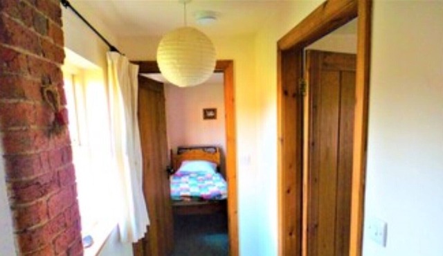 Accessible Cottages In Farm Setting - Kingfisher