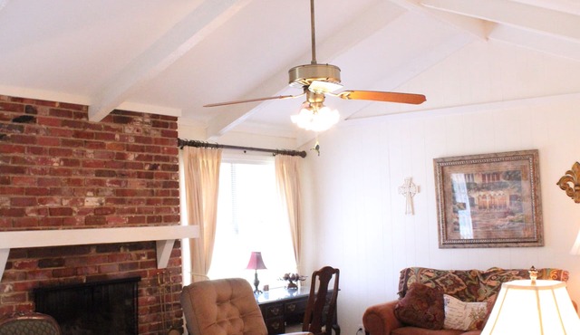 Accessible, family home near downtown Ruston, LA Tech, and the ballpark!
