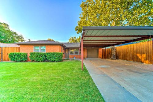 Accessible Lubbock Home w/Yard: Near Texas Tech!