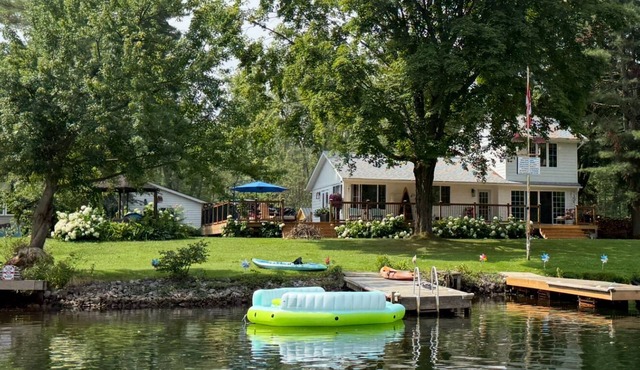 Accessible Luxury Riverside Beauty! NEW listing!