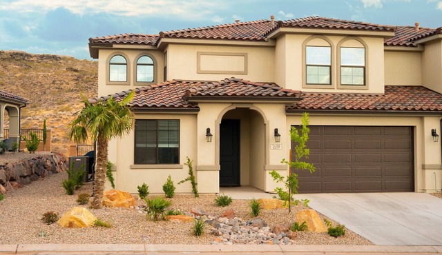 Accessible master, gorgeous views, starry skies, and very family friendly