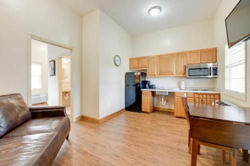 Accessible Waynesville Studio Near Blue Ridge Pkwy