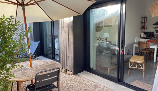 Accommodation with terrace 3 minutes from the sea and shops