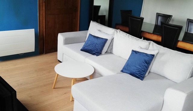 Accommodation Candé center✰3 beds✰kitchen✰salon✰wifi