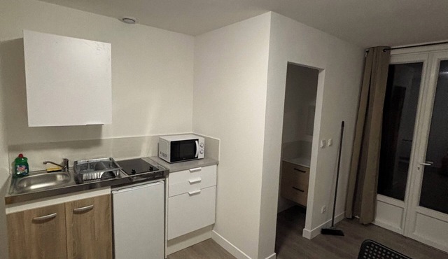 Accommodation facing the sea and close to all amenities