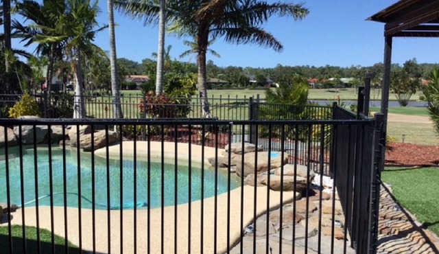 Accommodation for 2 Guests between Brisbane and Gold Coast