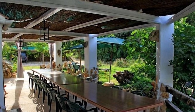 Accommodation Los Valeros 15 people