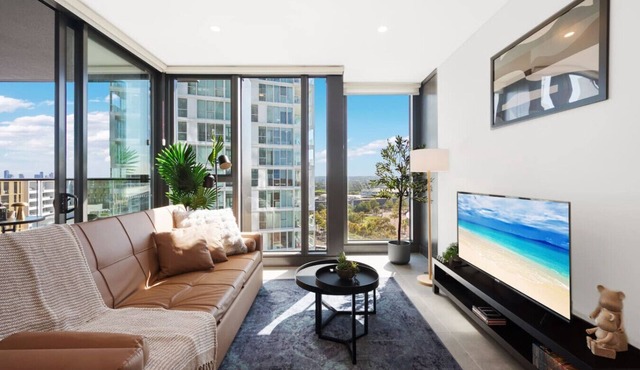 AccorView Luxury 1BR Suite | Pool Gym Parking