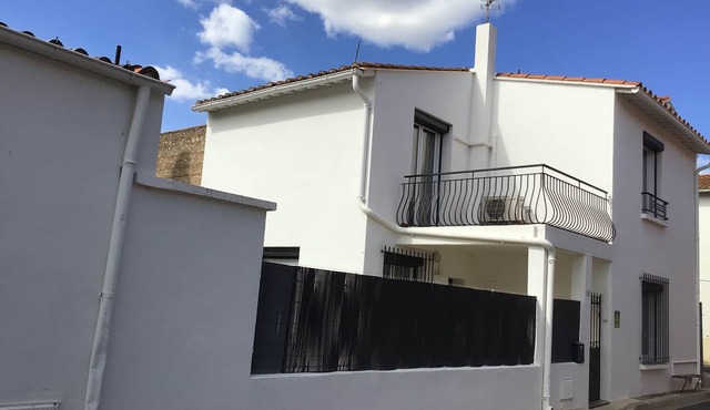 Accueillante Maison de Village Rénovée