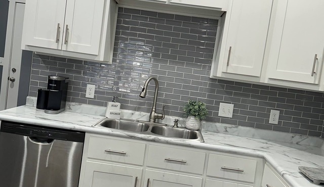 Ace’s Hideaway Modern 2bed/2bath with great location Steel/Duck/Farm community