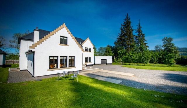 Achnagairn Estate - Self-catering Mini Manors