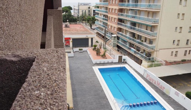 Acogedor apartamento con vistas al mar y piscina