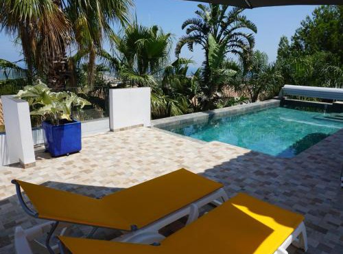 Acogedor estudio con terraza y piscina privada en Rafol d'Almunia - ES-373-65