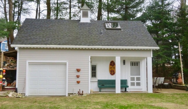 Acorn Hill Cabin with Pentwater Lake Access