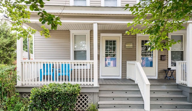 Across from the park and 2 blocks from beach & restaurants- LEFT side of duplex