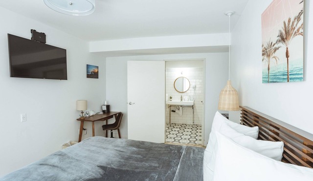 ADA - Deluxe Room, 1 Queen Bed, Accessible Non Smoking