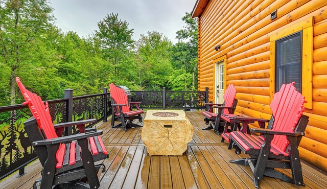 Adams Cabin w/Game Room & Fire Pit