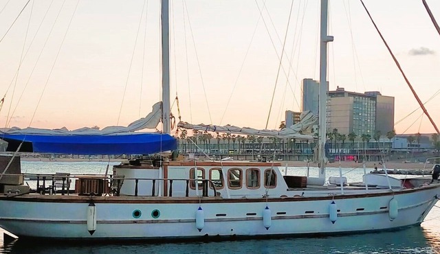 ADARA YACHT Great Turkish Schooner in Barcelona