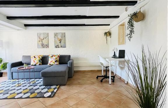 aday - Central Charming Apartment with Terrace