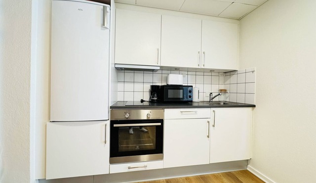 aday - Charming and Bright Studio Apartment