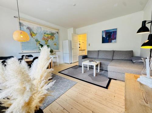 aday - cozy 1 bedroom apartament with free parking in Norresundby