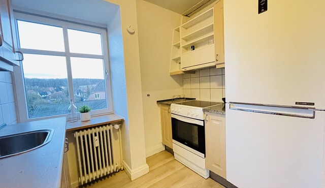 aday - Modern 2 Bedroom Charming Central Apartment with Public Parking