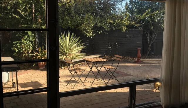 Adelaide City Getaway, views of hills- Enjoy entire house with Pinewood bedrooms