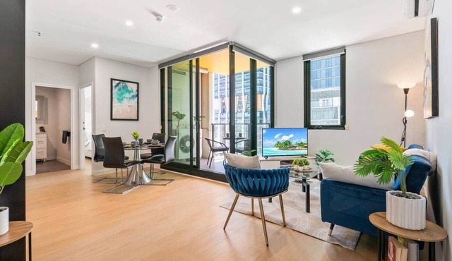 Adelaide City Lights Apt | 2BR + Parking + Cinema