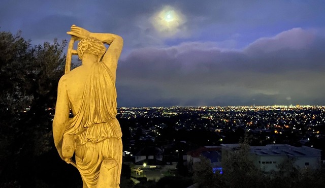 Adelaide city views self contained guest suite