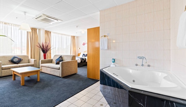 Adelaide International Motel