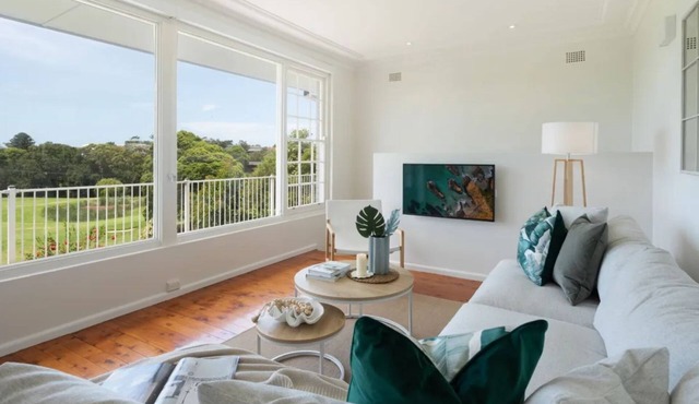 Adelong - golf and beach lover’s dream